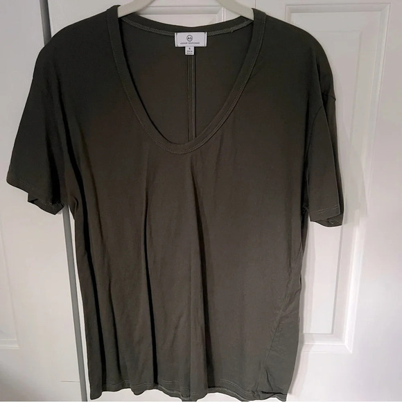 Ag Adriano Goldschmied Tops - AG Relaxed U Neck T-shirt in Olive Green, Size Small